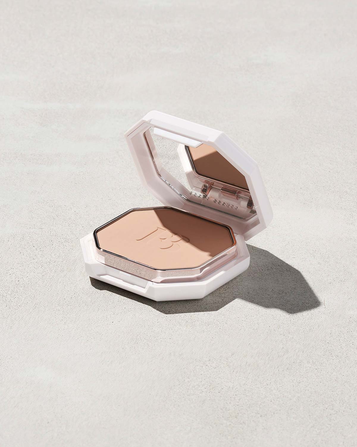 Pro Filt'r Soft Matte Powder Foundation — #170
