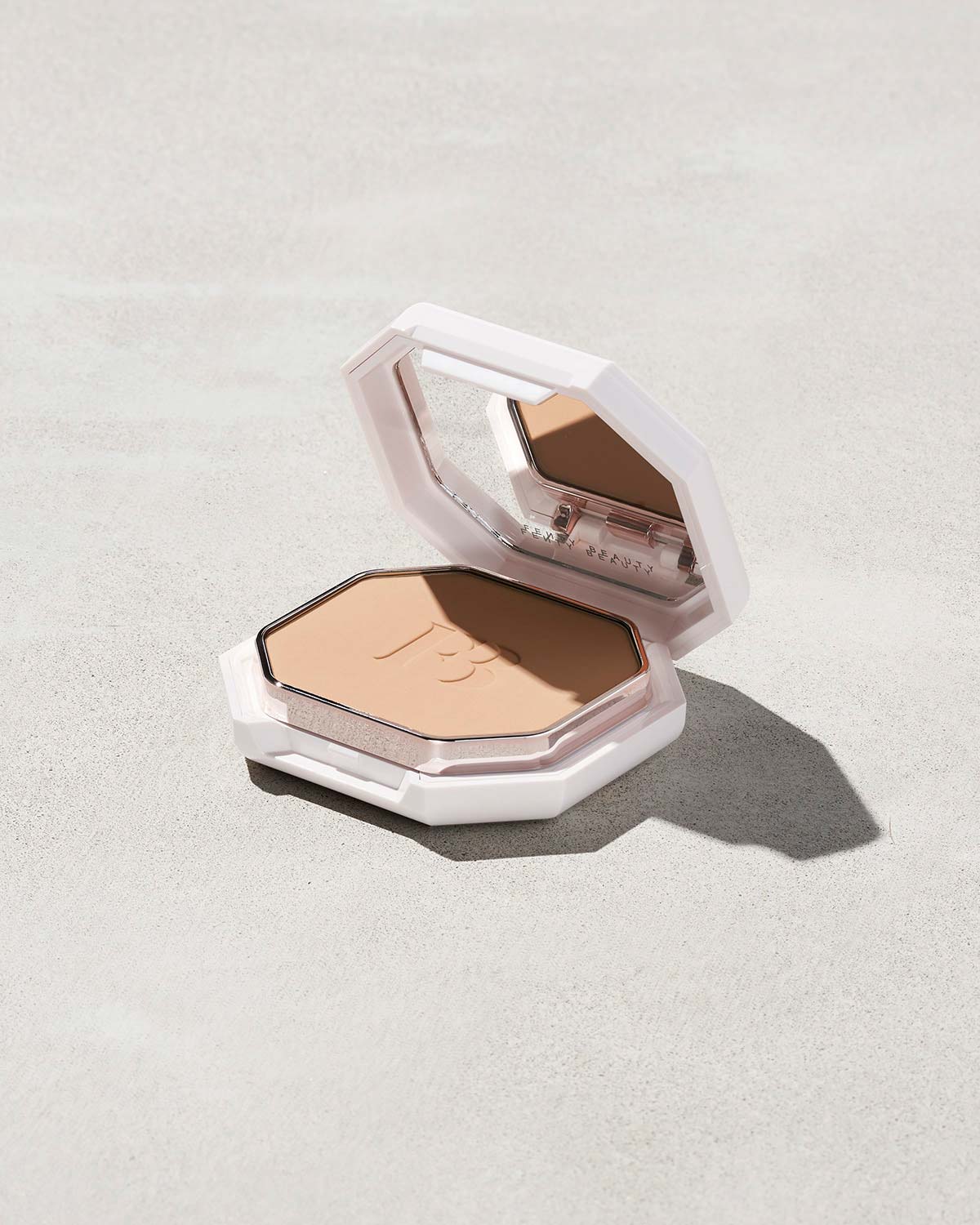 Pro Filt'r Soft Matte Powder Foundation — #190
